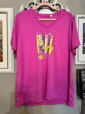runDisney Princess Enchanted 10K 2021 Rapunzel V-Neck Performance Shirt 2X